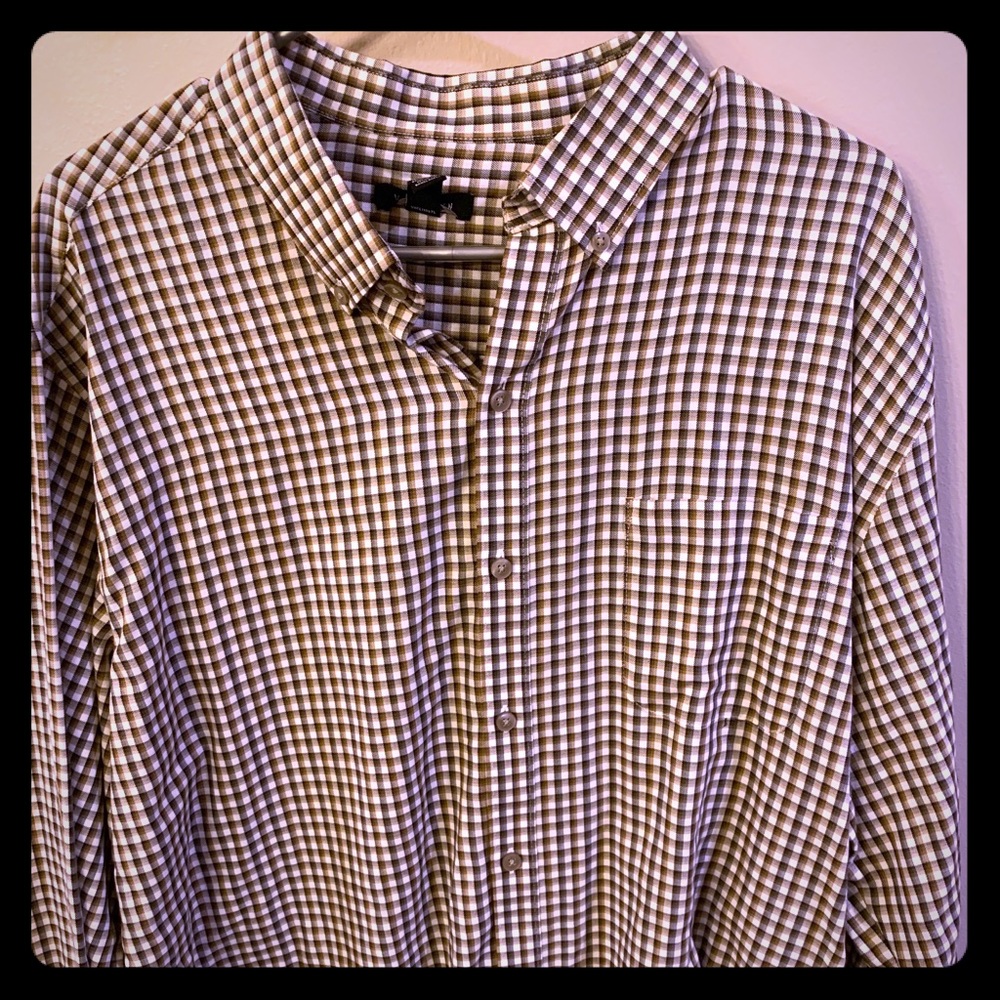 Brown Plaid Van Heusen Men’s XL Dress shirt